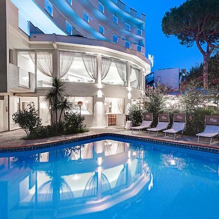 Hotel Schiller Червия Экстерьер фото