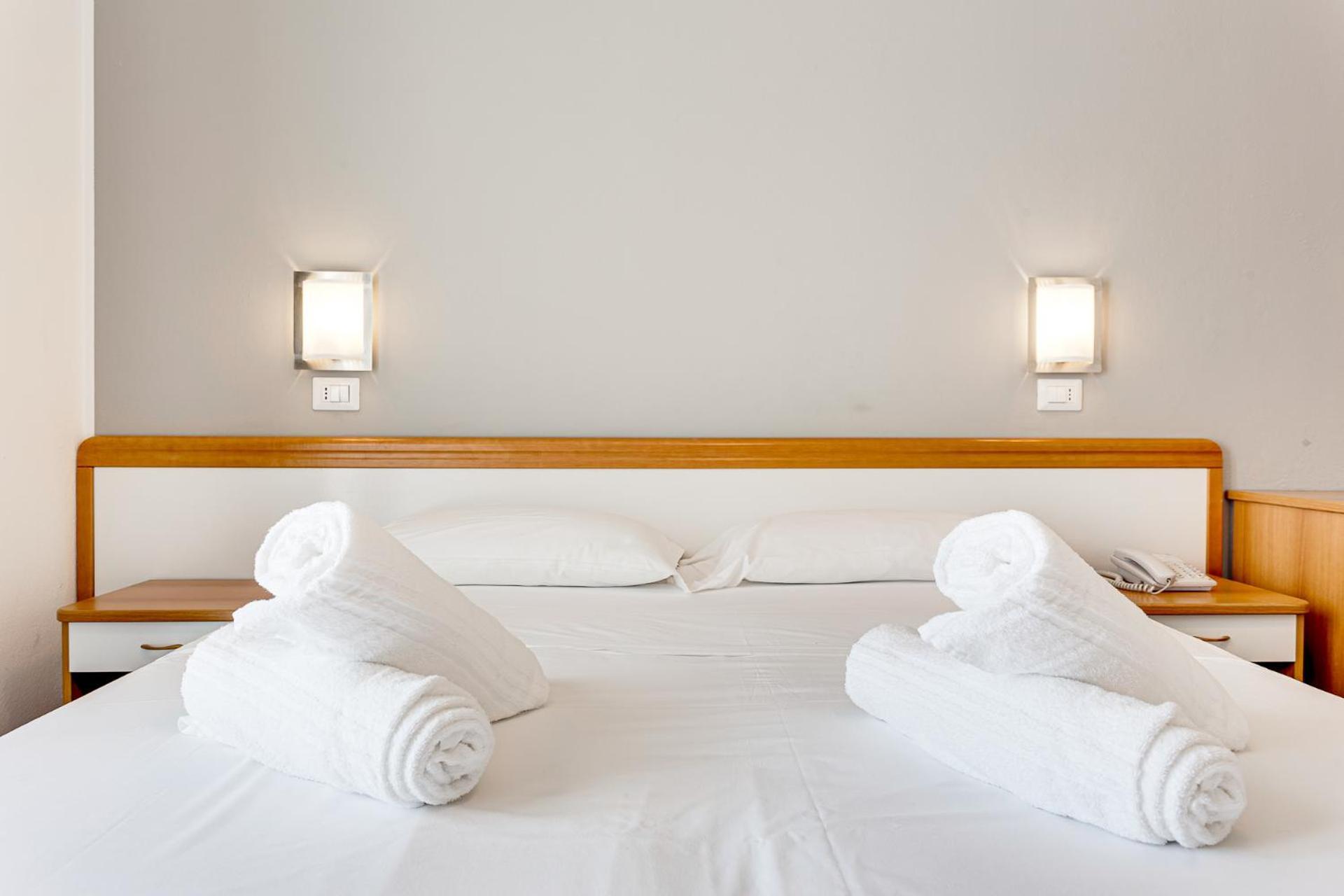 Hotel Schiller Червия Экстерьер фото